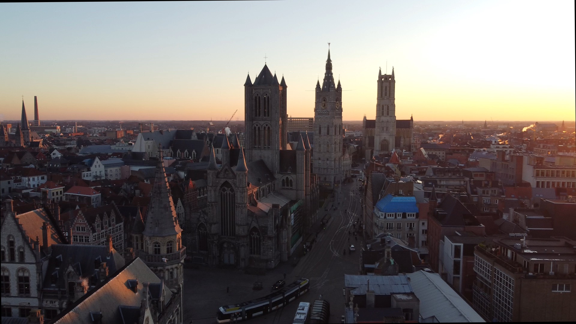 Taxi diensten naar Gent vanuit Zottegem, Herzele, Sint-Lievens-Houtem, Zwalm